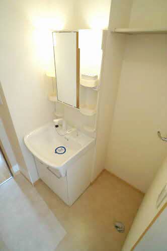 シャーメゾンサンゾーナ 101号-8