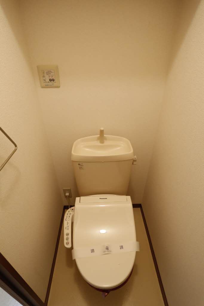 マウントフィールドＤ 202号-7