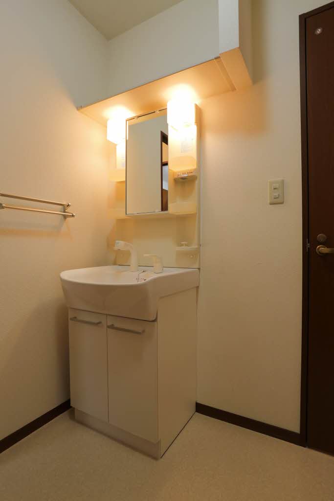 マウントフィールドＤ 202号-8