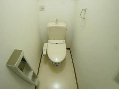 シャーメゾン・ポルト 201号-5