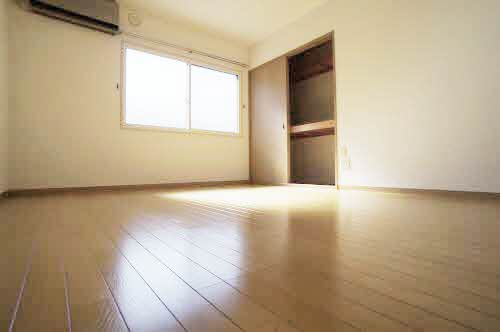 ラ・プラザ神兼Ｂ 101号-3