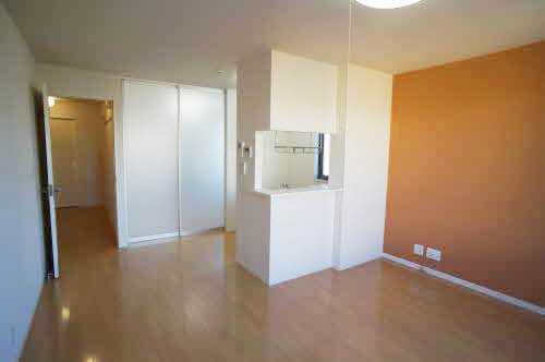 シャーメゾンモルダウA 202号-2