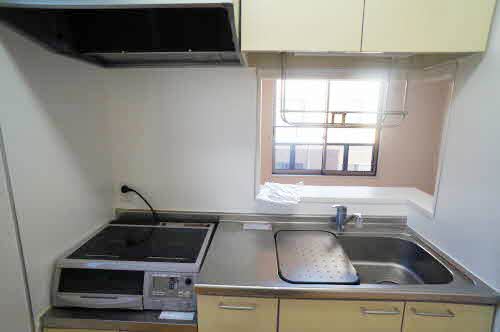 シャーメゾンモルダウA 202号-8