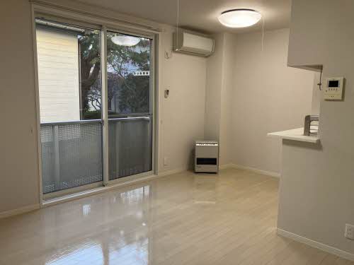 シャーメゾントラス 102号-2