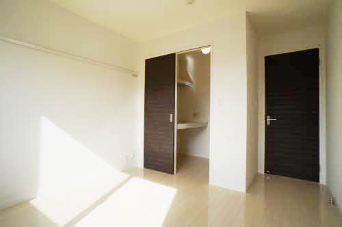 シャーメゾントラス 201号-6