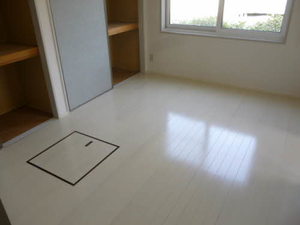 アーバンストリートＤ 102号-3