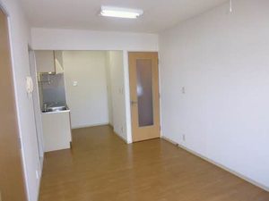 グレース城下Ｄ 202号-2