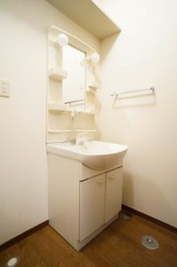 アイア石堂 202号-8