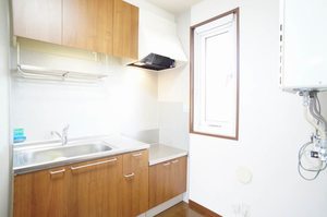 アイア石堂 203号-3