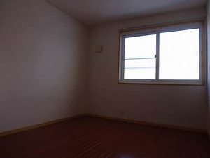 メゾン・ド・サラ 201号-4