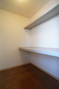 メゾン・ド・サラ 201号-14