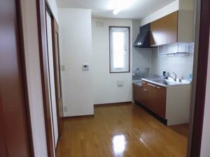 シャーメゾン・アイビス 102号-3