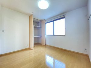 シャーメゾンソレイユＢ 203号-3