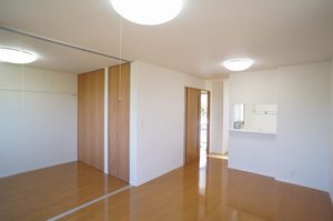 シャーメゾングレース 101号-3