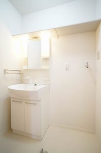 シャーメゾンイシファインＢ 202号-6