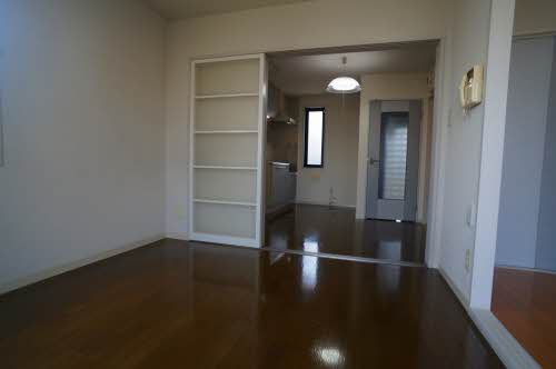 ディアス小田 202号-2