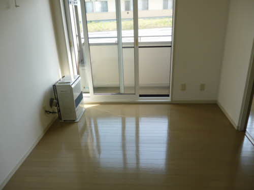 アーバンストリートＤ 102号-2