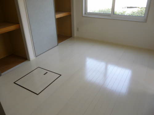 アーバンストリートＤ 102号-3