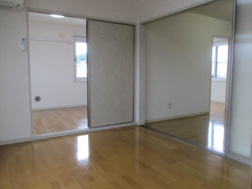 アーバンストリートＥ 201号-15