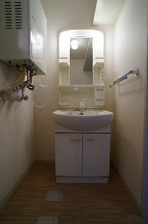 メゾン・ド・ファミーユC 102号-5