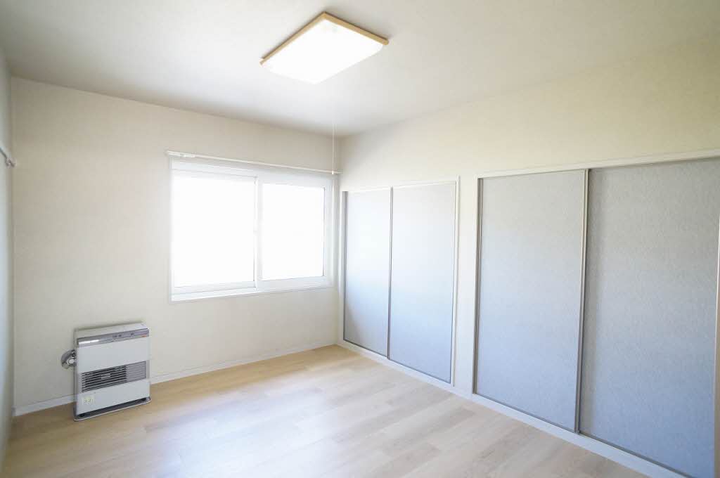 メゾン・ド・ファミーユD 202号-7