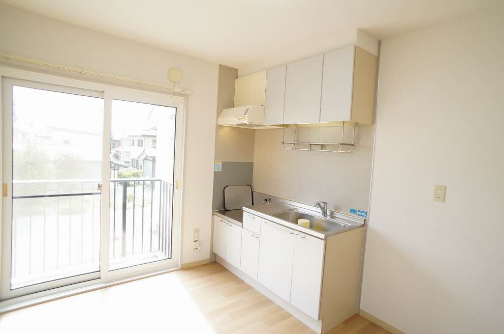 メゾン・ド・ファミーユD 202号-9