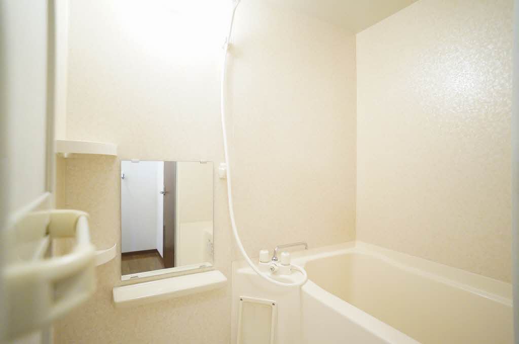 アイア石堂 203号-4