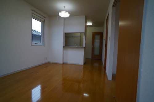 シャーメゾンアイＢ 103号-2