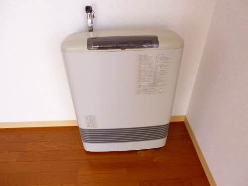 メゾン・ド・サラ 201号-8