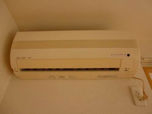 メゾン・ド・サラ 201号-9