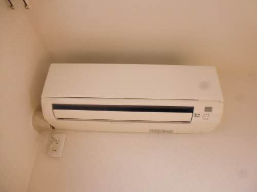 シャーメゾンイシファインＢ 103号-8