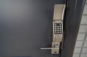 ハイツ・クラベール 102号-2