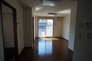 メゾン・グリシーヌＢ 102号-3