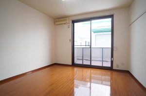 カーサ・ブランシェⅡ 103号-2