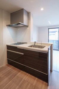 メゾンシャルマン２号館 202号-4