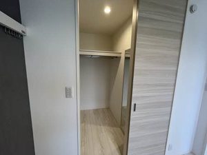 サン・スリーゼ 201号-11