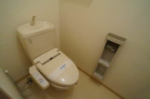 ラ・フォーレ八日町 102号-3