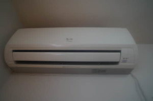 メゾン・ド・シャルム 303号-10