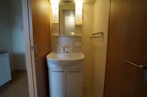 シャーメゾン　ディアス　アベ 202号-6