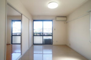 フィオレ　ルガール　Ｃ 203号-2