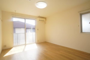 メゾン ラピス 202号-3