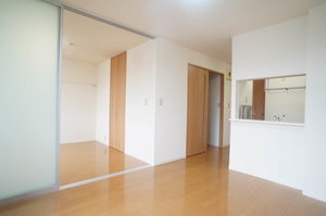 サウスコート 202号-3