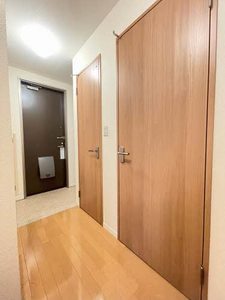 グランドール成沢 201号-5