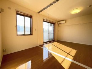 グランドール成沢 201号-9