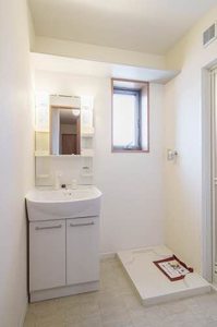 グランドール成沢 301号-8