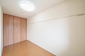 グランドール成沢 301号-10