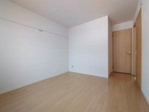 アムール1番館 A101号-8