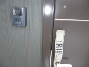 トリプルエイト 201号-2