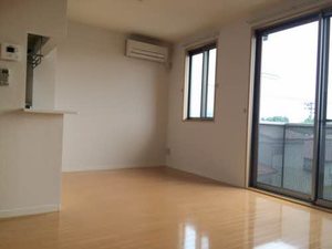 トリプルエイト 203号-3