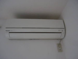 ヴィラ・アプリエール 202号-8